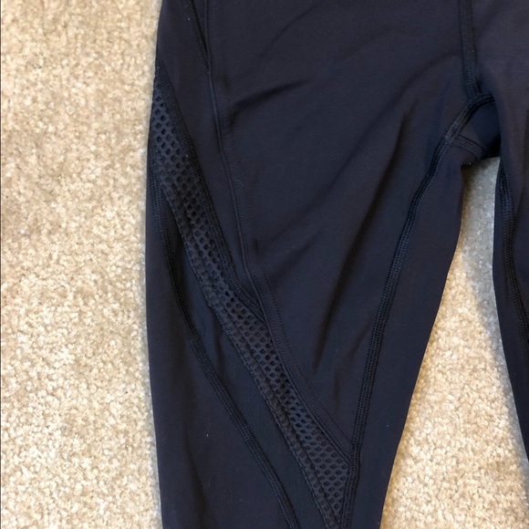 EUC lululemon Bootcamp Ready Tight - Picture 2 of 2
